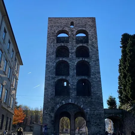 La Porta Azzurra - كومو