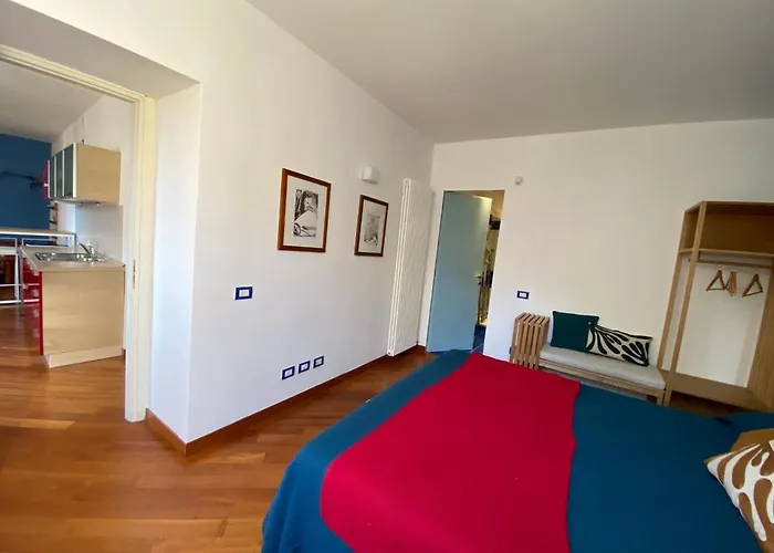 La Porta Azzurra - *